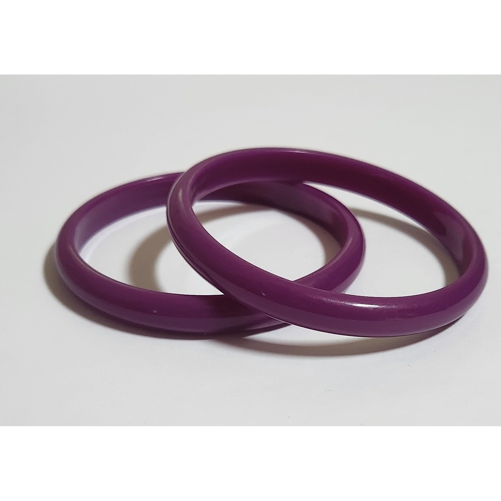Vintage Purple Resin Bangle Bracelets Set of 2 Stackable Plum Plastic Rings